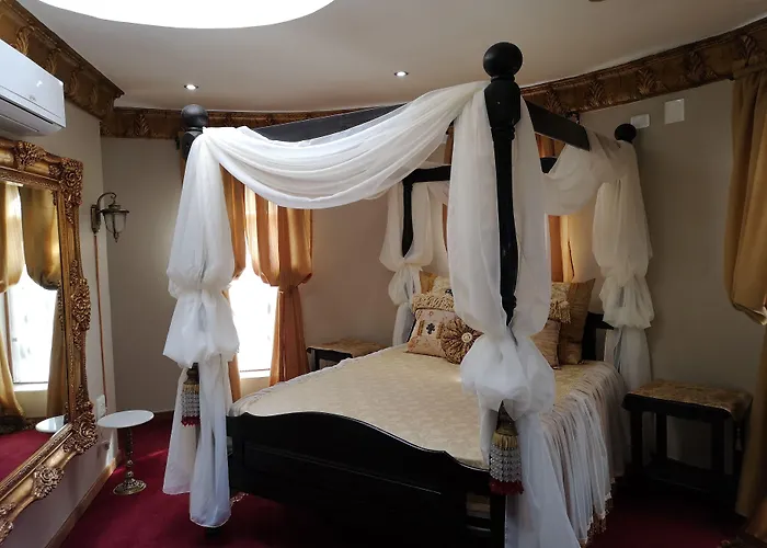 Excalibur Boutique Hotel