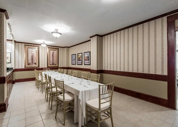 Hotel Bothwell Sedalia Central District, An Ascend Collection Hotel
