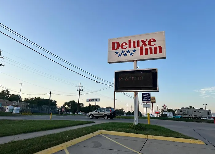 Deluxe Inn Capital O Nebraska City I 29
