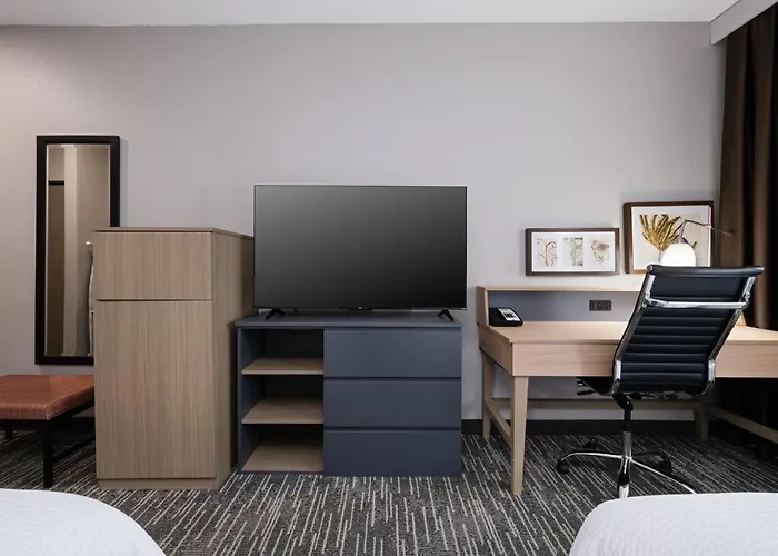 Garner Hotel Decatur - Forsyth By Ihg