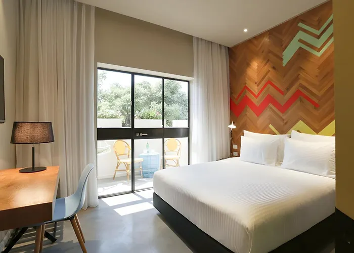 Cucu Hotel