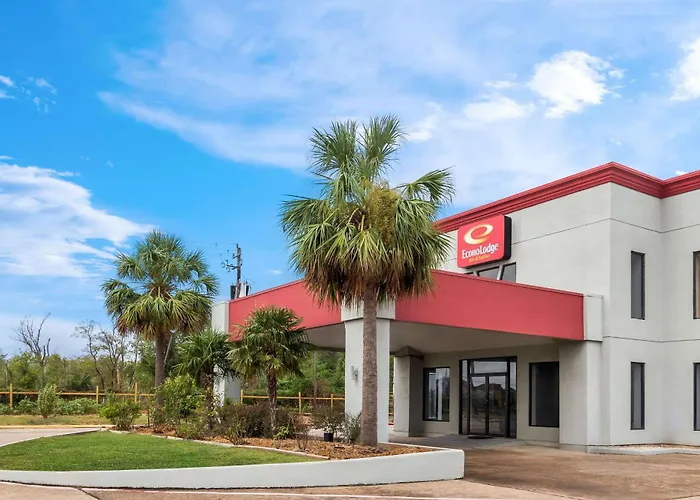 Econo Lodge Inn & Suites Channelview - Houston East