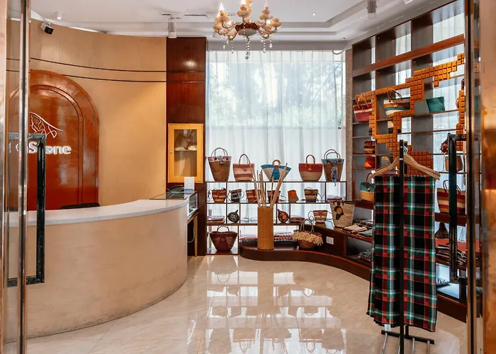 Swiss Lenana Mount Hotel
