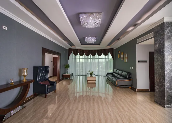 Hotel City Plaza & Suites
