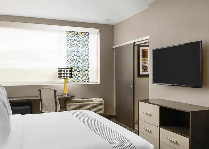 GLō Best Western Dawley Farms In Sioux Falls