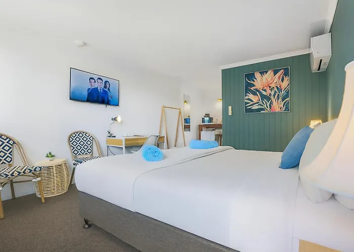 Coast Motel Eden