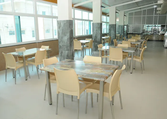 Sreeparthi Hotel