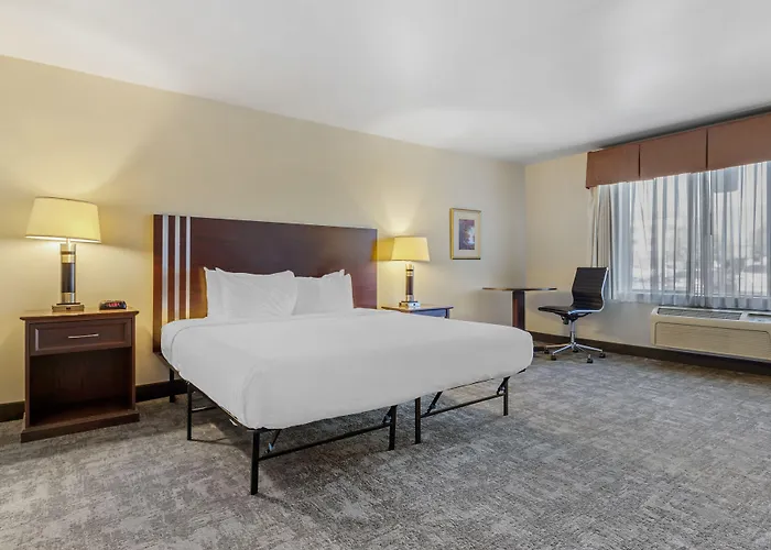 Seaport Inn & Suites Lewiston
