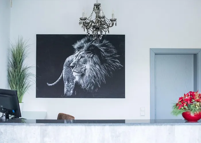 Hotel Leo