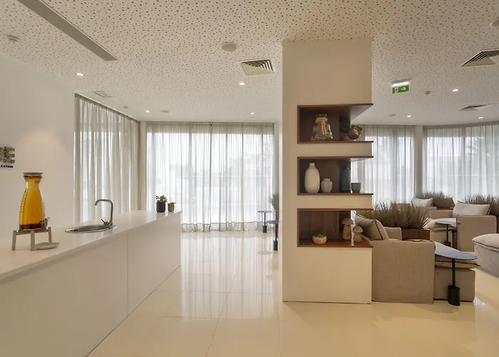 Longevity Health & Wellness Hotel - Adults Only