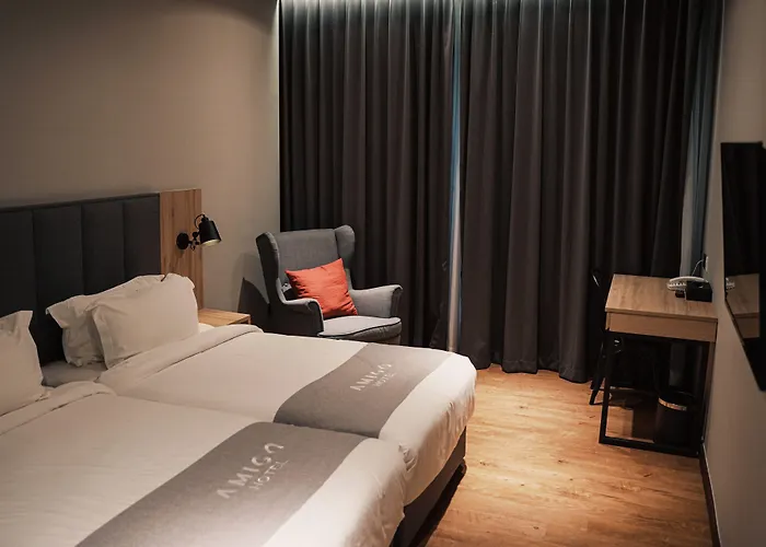Amigo Hotel