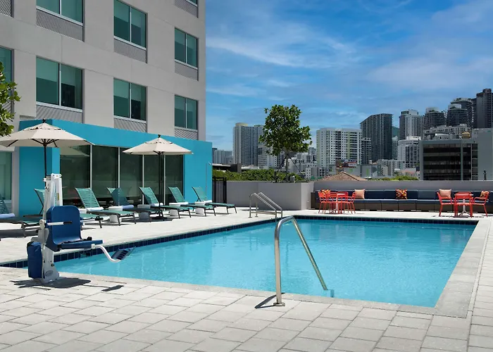 Tru By Hilton Miami West Brickell