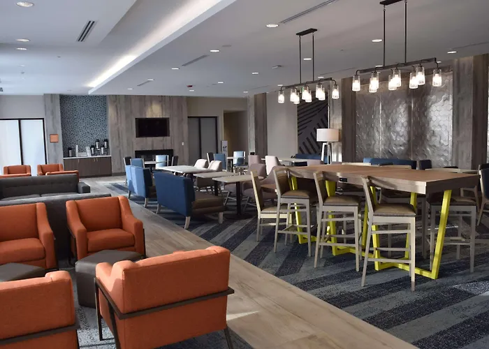 Howard Johnson Hotel - Middletown