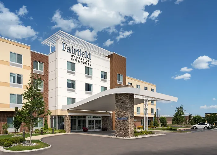 Fairfield Inn & Suites By Marriott Cleveland Tiedeman Road