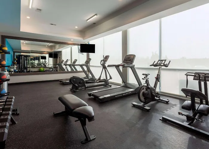La Quinta Inn & Suites By Wyndham Shorewood