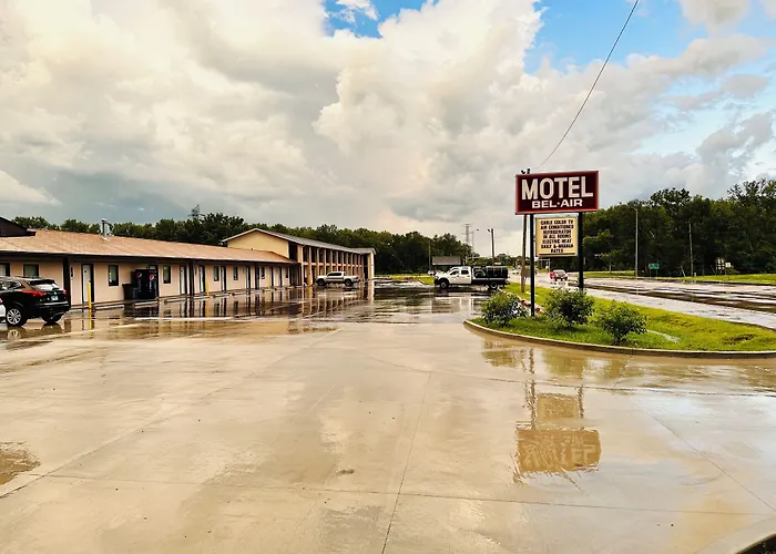 Bel Air Motel