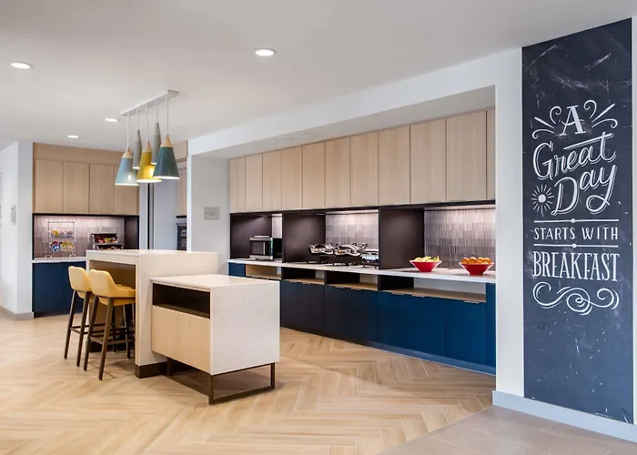 Towneplace Suites By Marriott Milwaukee West Bend