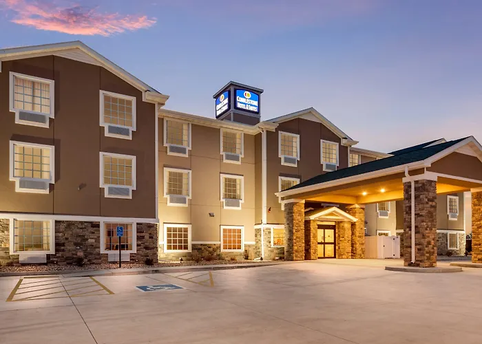 Cobblestone Hotel & Suites - Cozad