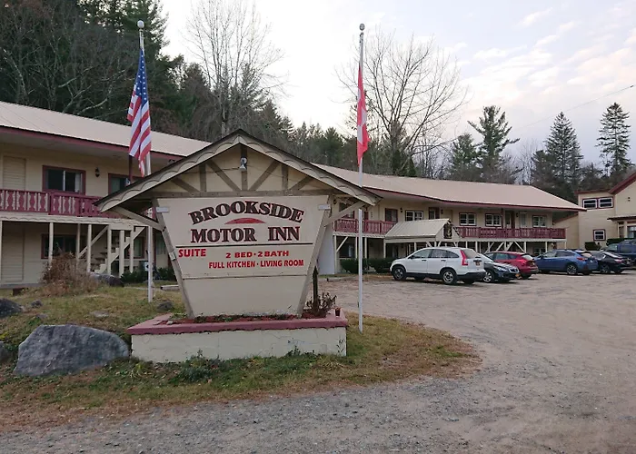 Brookside Motor Inn