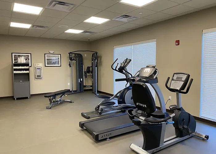 Mainstay Suites Great Falls Airport