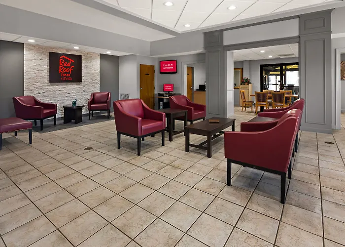 Red Roof Inn & Suites Monroe, Nc