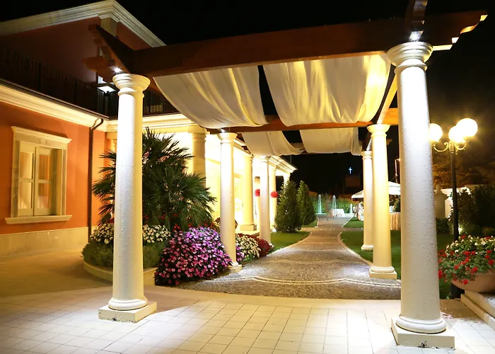 Regina Di Saba - Hotel Villa Per Ricevimenti