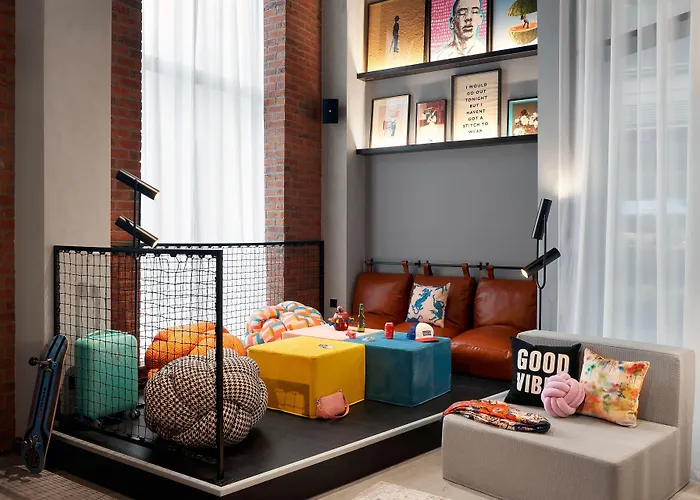 Moxy Manchester City Centre