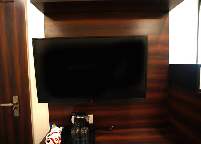 Sai Maa Hotel & Residency