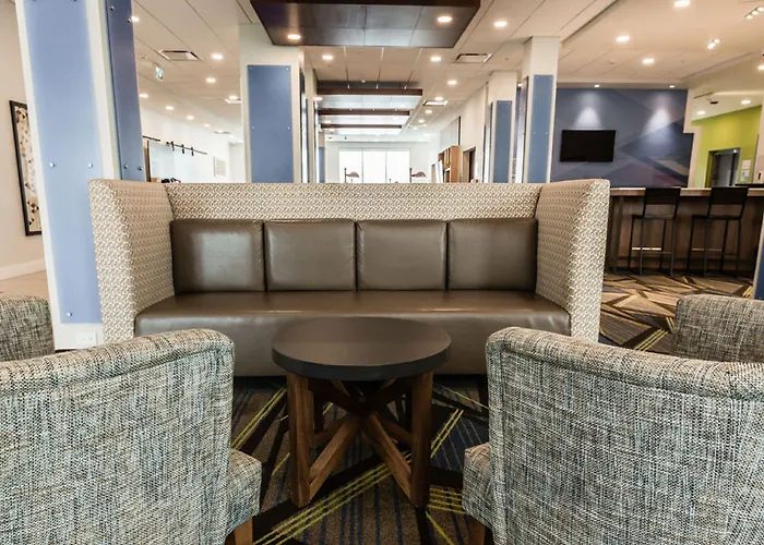 Holiday Inn Express & Suites Edmonton N - St Albert By Ihg