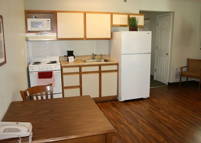 Affordable Suites Shelby