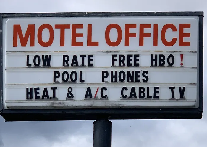 Boone Trail Inn