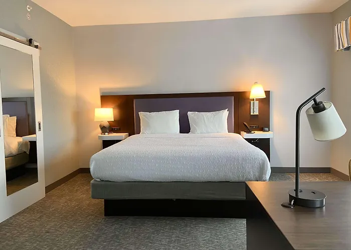 Hampton Inn Mcminnville, Tn