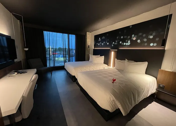Grand Times Hotel Laval - Centropolis