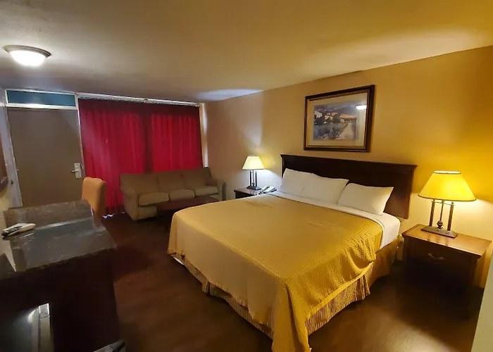 Gray Plaza Motel, Marion Il