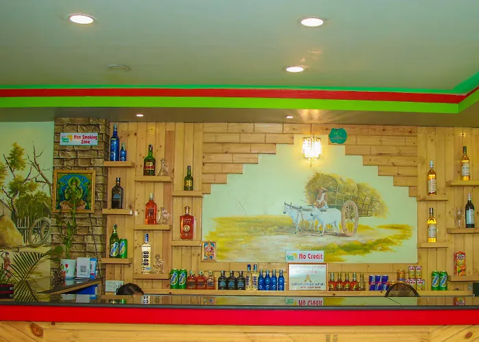 Hotel Happy Home
