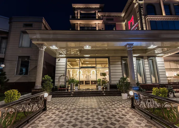 The Royal Mezbon Hotel & Spa