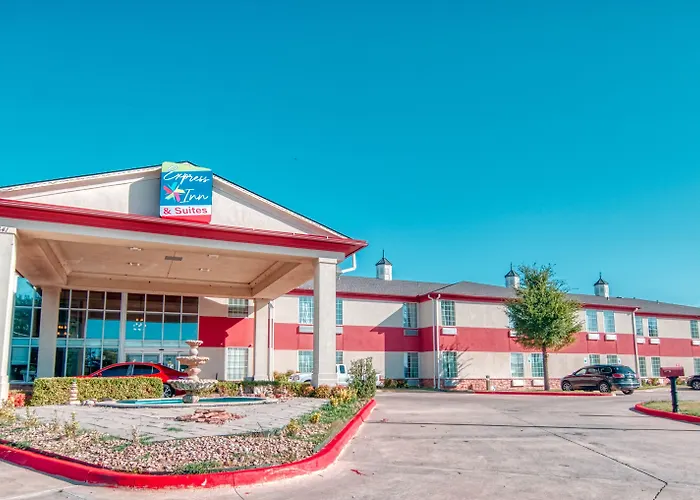 Express Inn & Suites