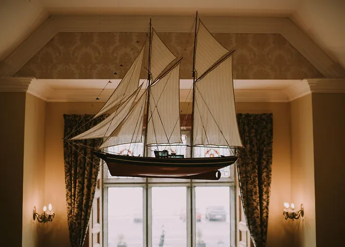 Royal Valentia Hotel