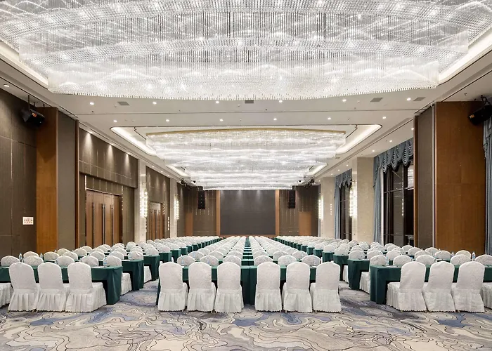 Ramada Plaza By Wyndham Enshi