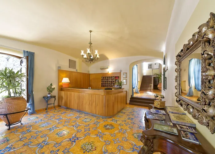 Hotel Zaro