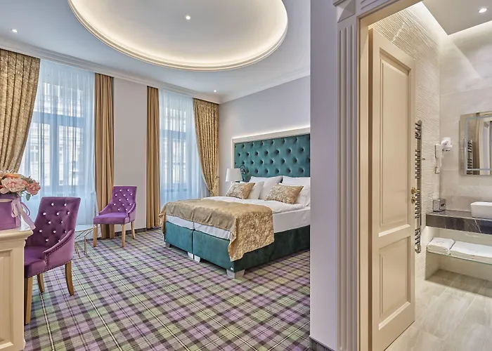 Golden Key Boutique Hotel