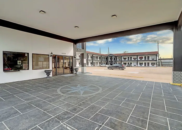 Grand Villa Inn Galleria