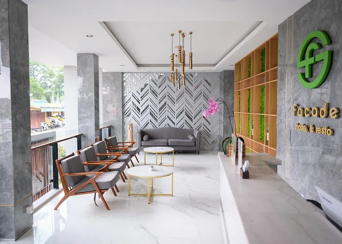 Facade Hotel By Azana
