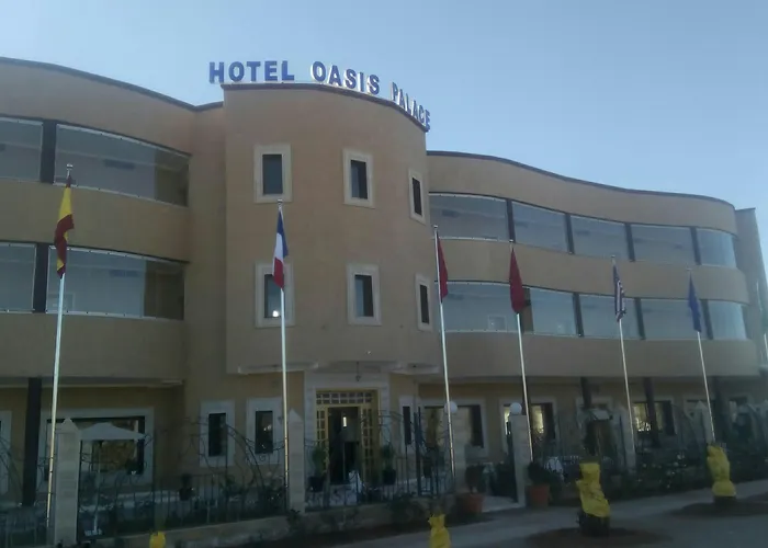 Hotel Oasis Palace