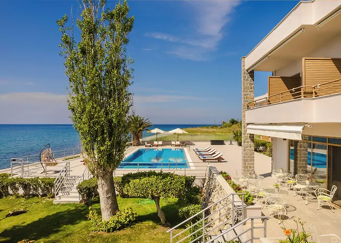 Niki Beach Hotel