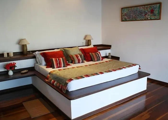 Domus Villas