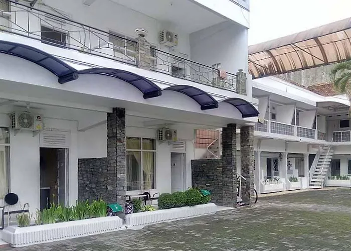 Reddoorz At Hotel Kencana Tasikmalaya