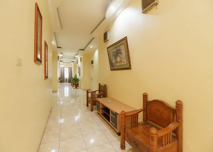 Reddoorz Plus @ Hotel Sempurna Watervang Lubuk Linggau