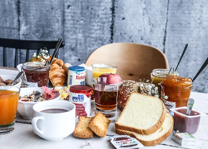 B&B Hotel Clermont-Ferrand A71-A75 La Meridienne