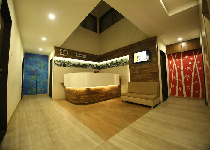 Hotel Madhuri Executive